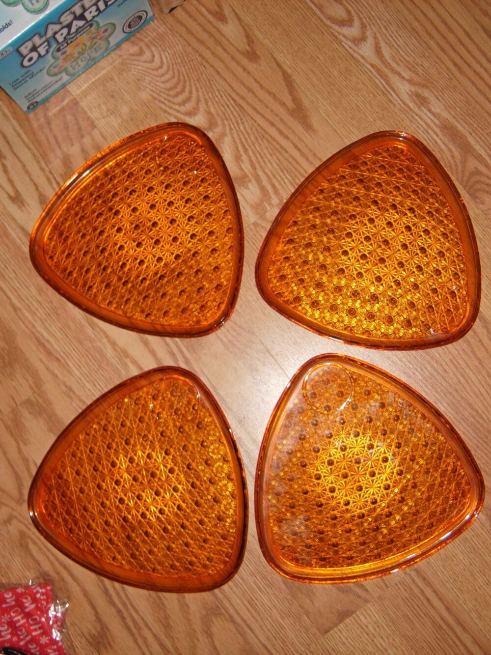 4 Anchor Hocking Daisy & Button Amber Snack Plates